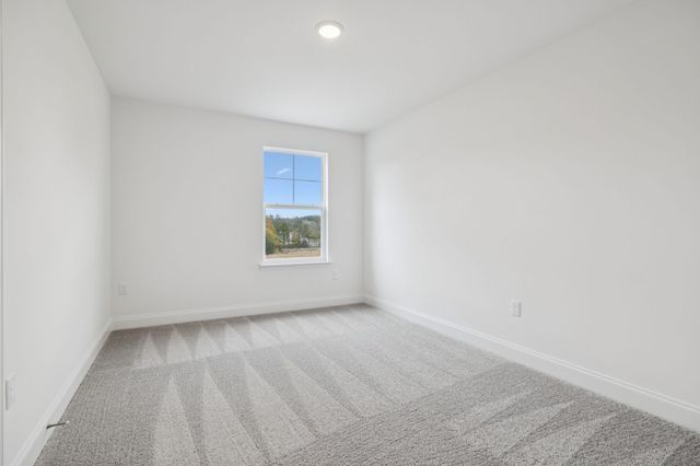 122 Dahlia Dr, La Vergne, TN 37086