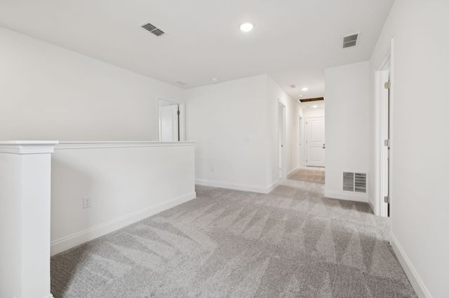 122 Dahlia Dr, La Vergne, TN 37086