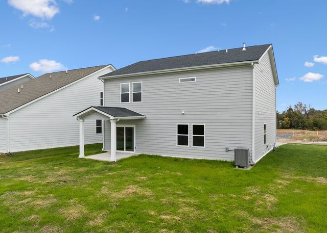 122 Dahlia Dr, La Vergne, TN 37086