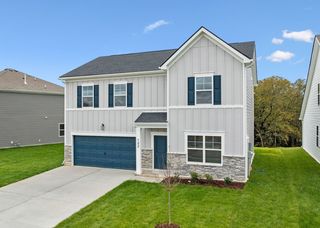 122 Dahlia Dr, La Vergne, TN 37086