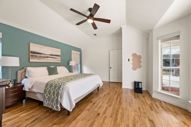 1604 Los Altos Court, Arlington, TX 76006