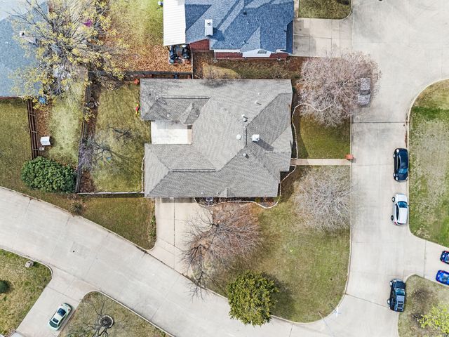 1604 Los Altos Court, Arlington, TX 76006