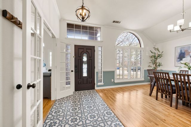 1604 Los Altos Court, Arlington, TX 76006