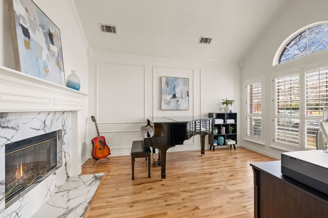 1604 Los Altos Court, Arlington, TX 76006