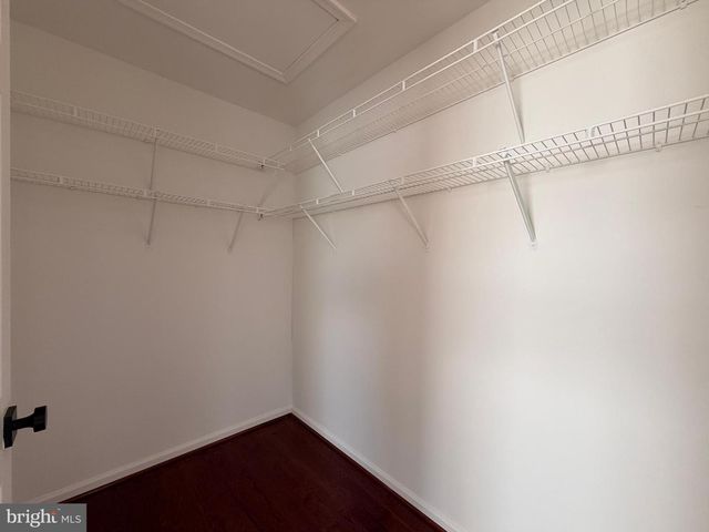 439 GINKGO TER NE, Leesburg, VA 20176