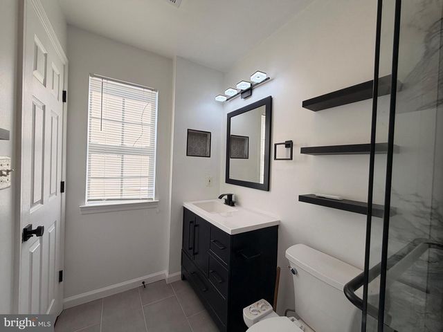 439 GINKGO TER NE, Leesburg, VA 20176