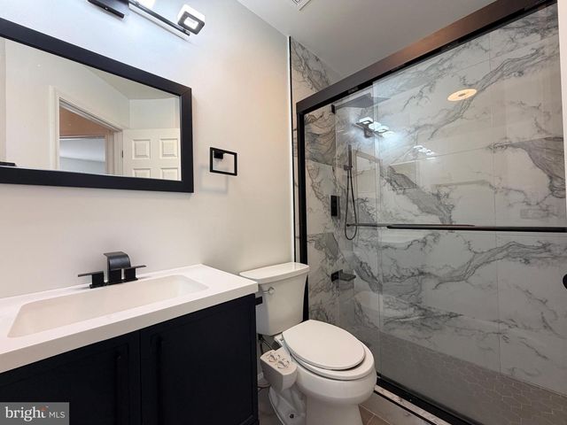 439 GINKGO TER NE, Leesburg, VA 20176