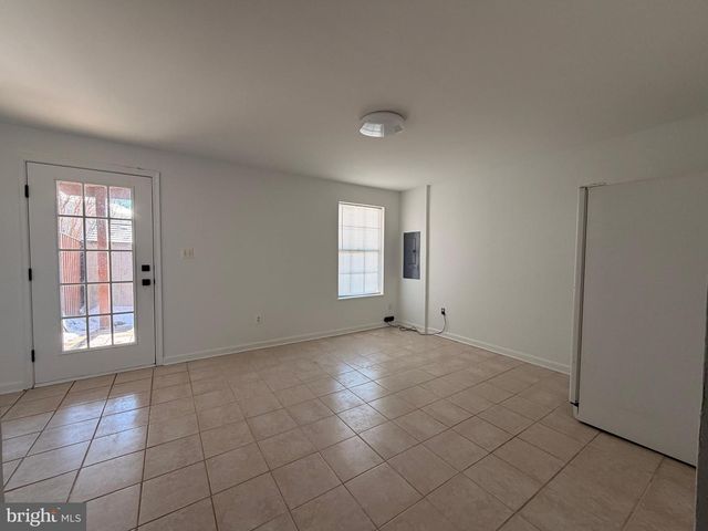 439 GINKGO TER NE, Leesburg, VA 20176