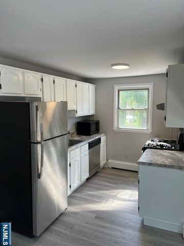 484 Shaler Boulevard 2, Ridgefield, NJ 07657