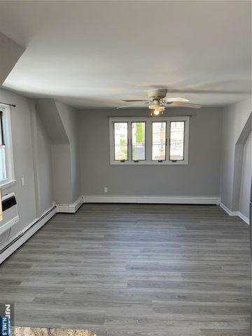 484 Shaler Boulevard 2, Ridgefield, NJ 07657