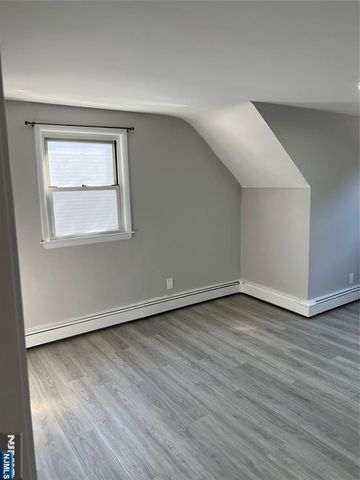 484 Shaler Boulevard 2, Ridgefield, NJ 07657