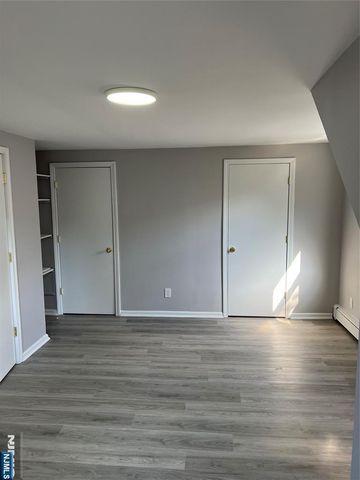 484 Shaler Boulevard 2, Ridgefield, NJ 07657