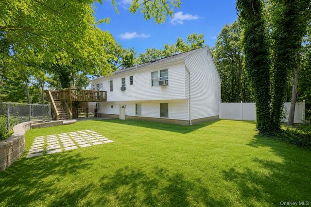 71 Barton Avenue, Patchogue, NY 11772