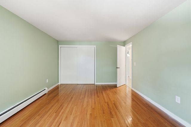 46 Pinecroft Ave, Holden, MA 01520