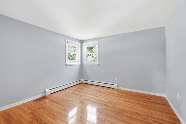 46 Pinecroft Ave, Holden, MA 01520