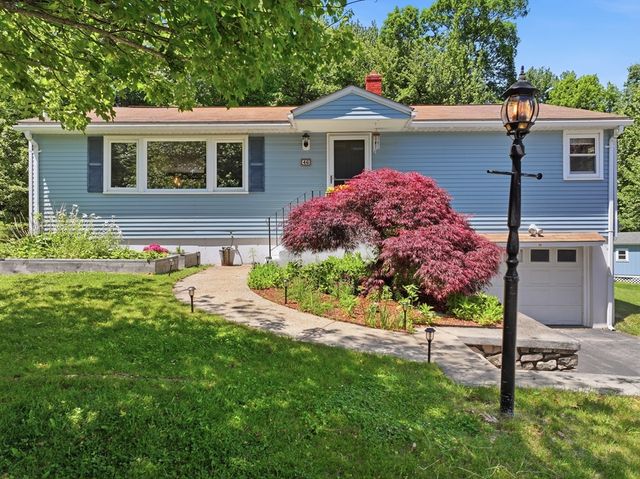 46 Pinecroft Ave, Holden, MA 01520