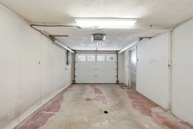 46 Pinecroft Ave, Holden, MA 01520