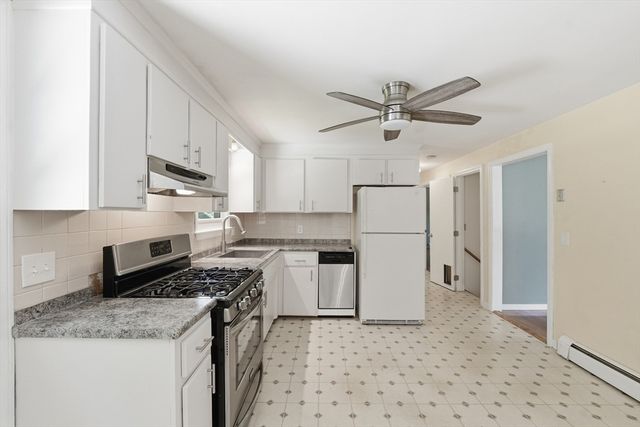 46 Pinecroft Ave, Holden, MA 01520
