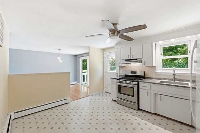 46 Pinecroft Ave, Holden, MA 01520