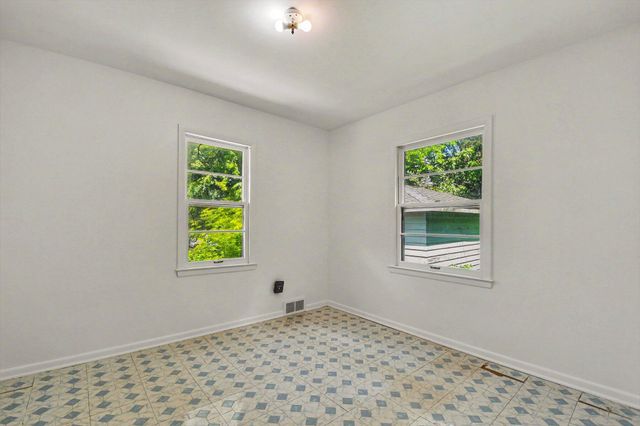 1057 Lyon Street Ne, City Of Grand Rapids, MI 49503
