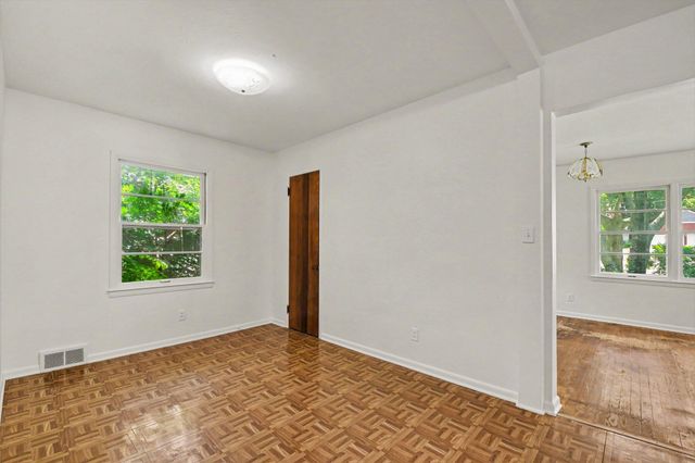 1057 Lyon Street Ne, City Of Grand Rapids, MI 49503
