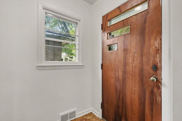 1057 Lyon Street Ne, City Of Grand Rapids, MI 49503