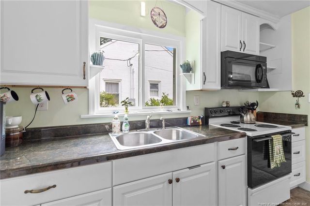 1402 Summitt Avenue, Fayetteville, NC 28305