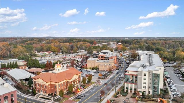 1362 Craig Drive, Sugar Hill, GA 30518