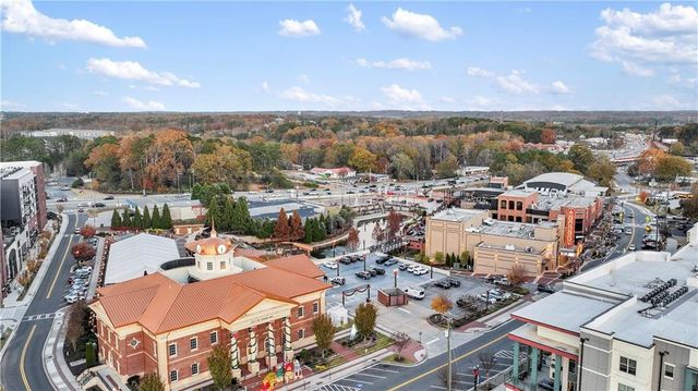 1362 Craig Drive, Sugar Hill, GA 30518