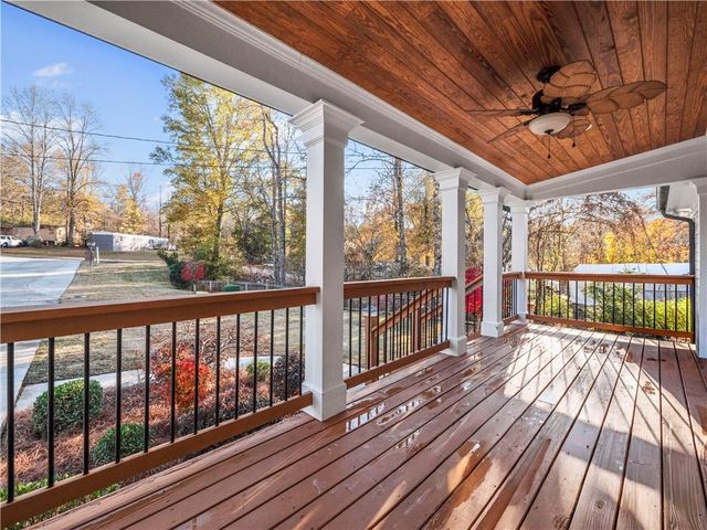 1362 Craig Drive, Sugar Hill, GA 30518