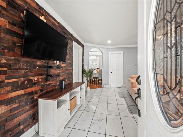 1362 Craig Drive, Sugar Hill, GA 30518