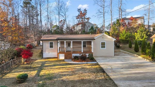 1362 Craig Drive, Sugar Hill, GA 30518