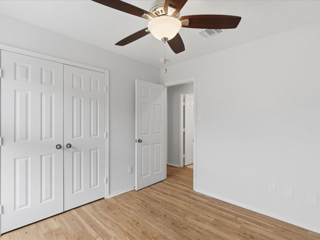 1821 Kingsbrook Trail, Fort Worth, TX 76120