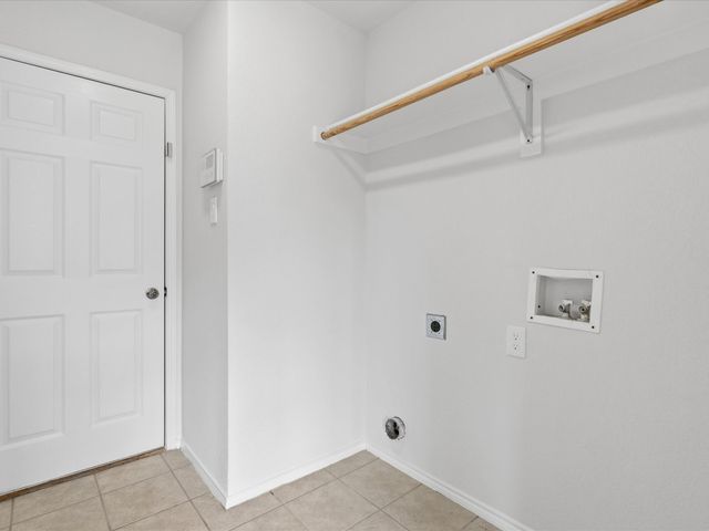 1821 Kingsbrook Trail, Fort Worth, TX 76120