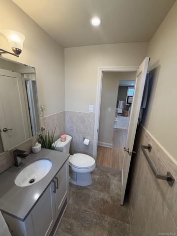 1776 166th Street 4170, Whitestone, NY 11357