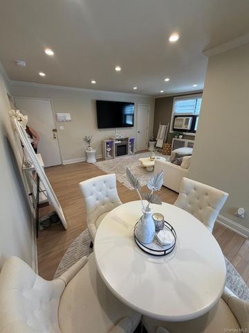 1776 166th Street 4170, Whitestone, NY 11357