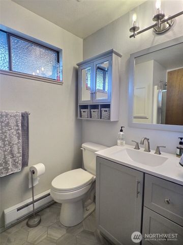 1119 S 249th Place, Des Moines, WA 98198