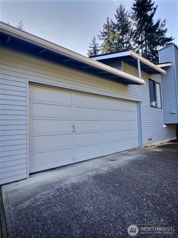 1119 S 249th Place, Des Moines, WA 98198