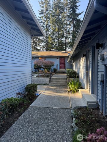 1119 S 249th Place, Des Moines, WA 98198