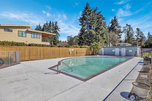 1119 S 249th Place, Des Moines, WA 98198