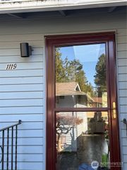 1119 S 249th Place, Des Moines, WA 98198