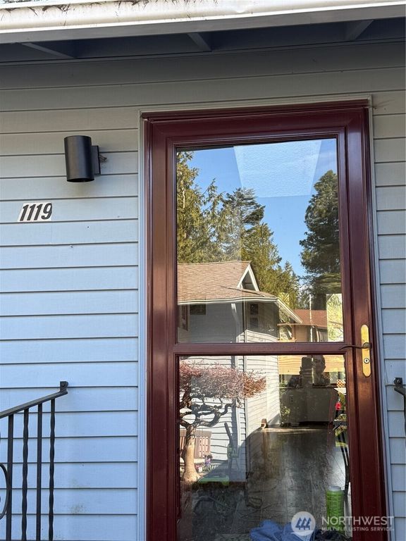 1119 S 249th Place, Des Moines, WA 98198