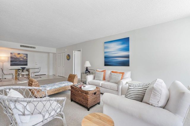 3450 S Ocean Boulevard 118, Palm Beach, FL 33480