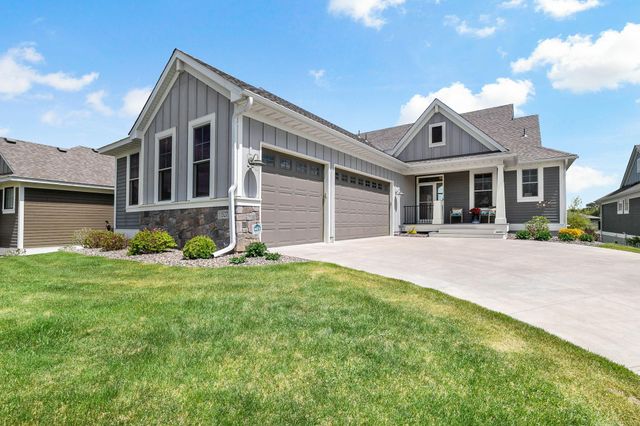 11527 Arnie Way N, Lake Elmo, MN 55042