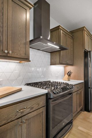 11527 Arnie Way N, Lake Elmo, MN 55042