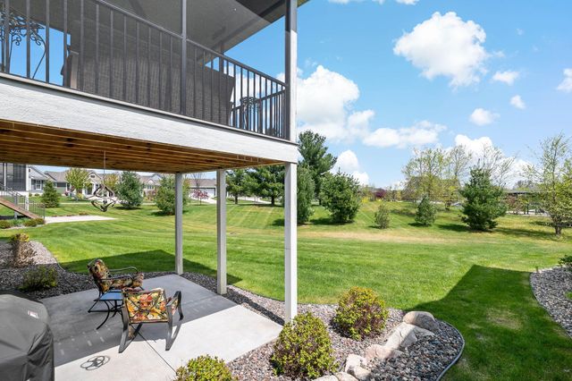 11527 Arnie Way N, Lake Elmo, MN 55042