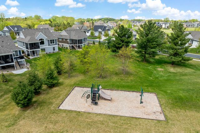 11527 Arnie Way N, Lake Elmo, MN 55042