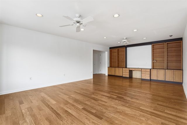 154 N Bellefield Avenue 44, Oakland, PA 15213