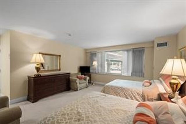 154 N Bellefield Avenue 44, Oakland, PA 15213