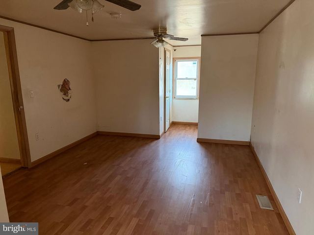 2257 S FORGE RD, Palmyra, PA 17078